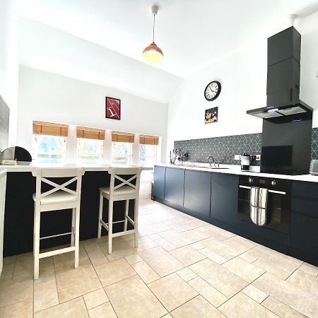 Serviced Accommodation Moray - Lesmurdie House Elgin Exterior foto